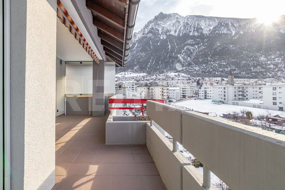 4 rooms Apartment for rent in Brig - image 1/13