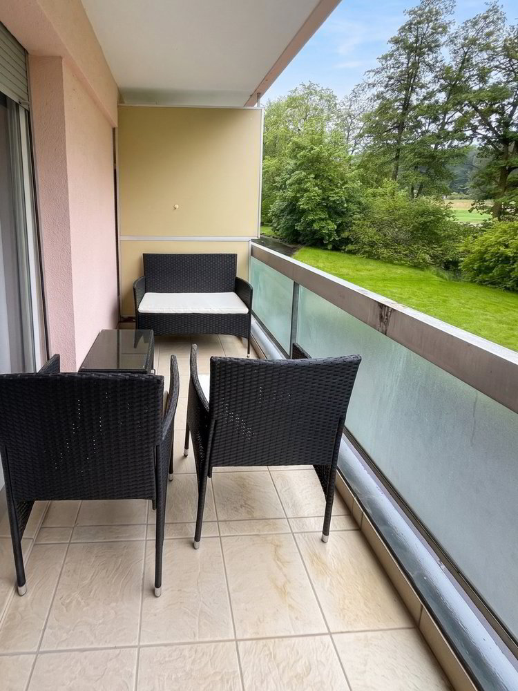 3 rooms Apartment to buy in Savigny - image 1/9