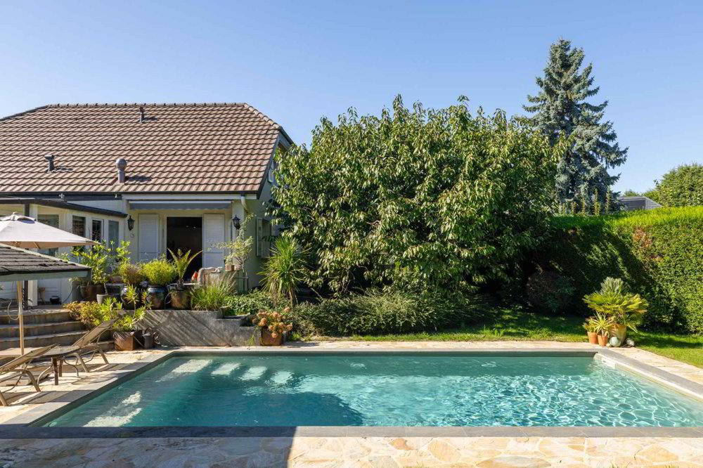 6 rooms House to buy in Prangins - image 1/13