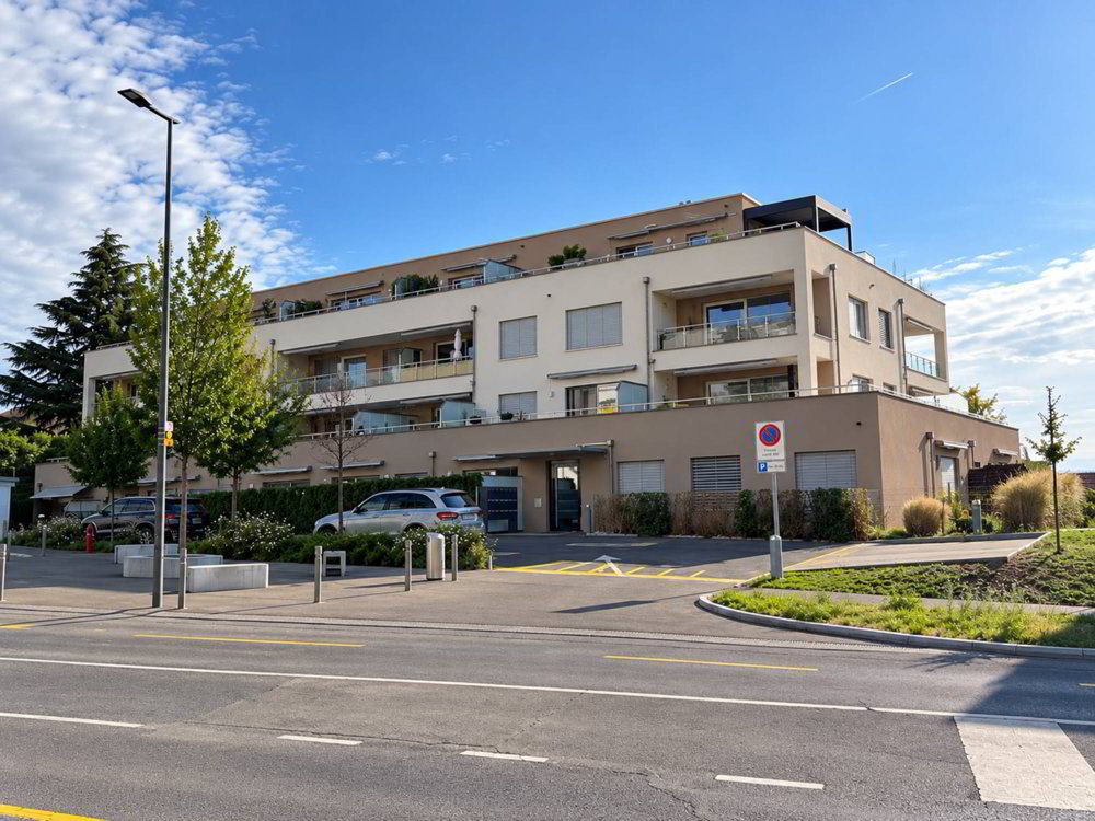 3 rooms Apartment to buy in Orbe - image 1/1