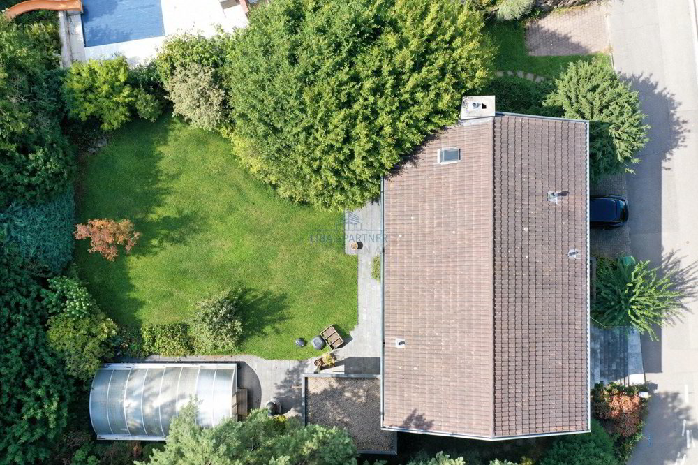 7 rooms House to buy in Pfeffingen - image 1/13