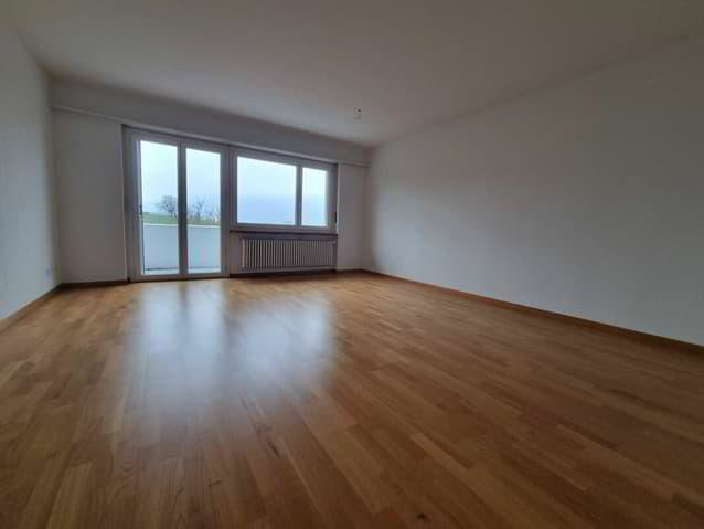 4.5 rooms Apartment for rent in Port - image 1/5