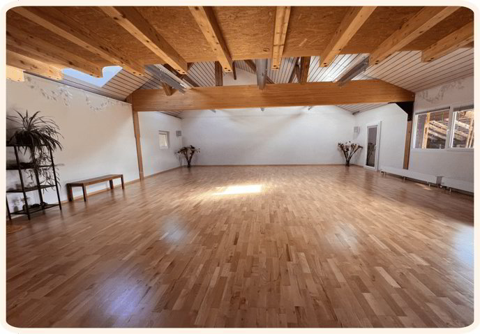 8 rooms House to buy in Grandcour - image 1/5
