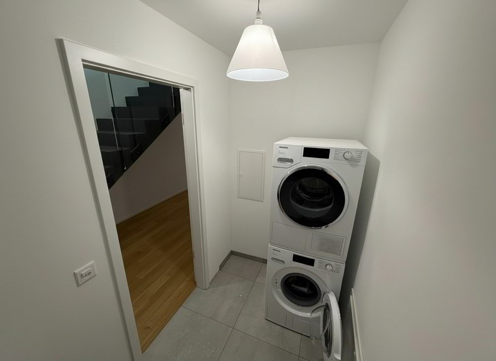 6 rooms House to buy in Porrentruy - image 1/13