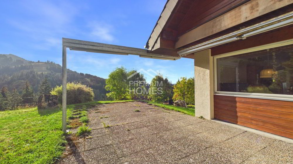 4 rooms Apartment to buy in Rüschegg Heubach - image 1/6