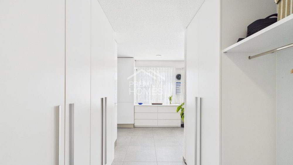 4 rooms Apartment to buy in Granges SO - image 1/13