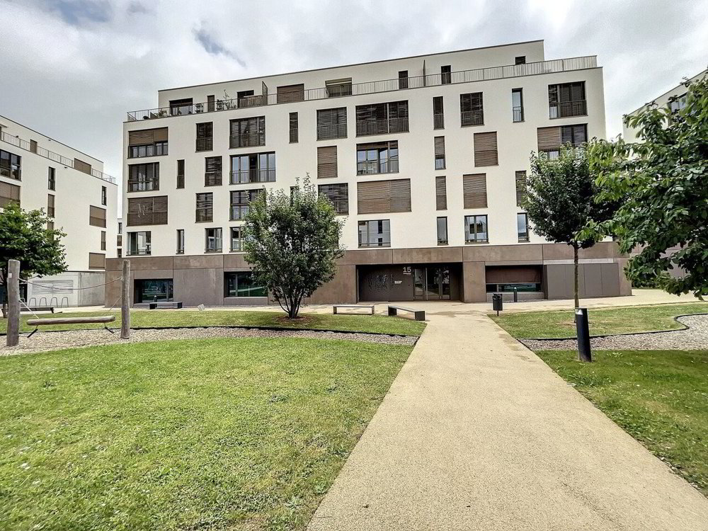 3 rooms Apartment for rent in Bulle - image 1/1