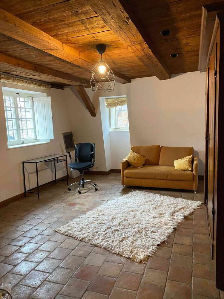 1 rooms Apartment for rent in Fribourg - image 1/9