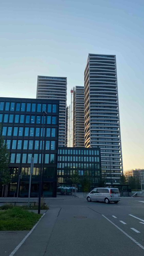 4.5 rooms Apartment for rent in Dübendorf - image 1/10