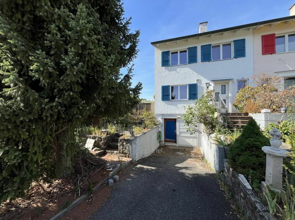4 rooms House to buy in Reinach BL - image 1/12