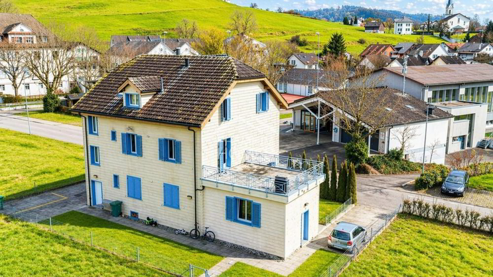 Immeuble d'habitation de 11 pièces en vente à Bettwiesen - 278 m² - Ansicht 2