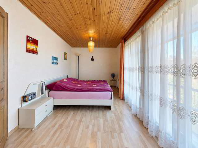 17 rooms Office & Commercial to buy in Chevroux - image 1/13