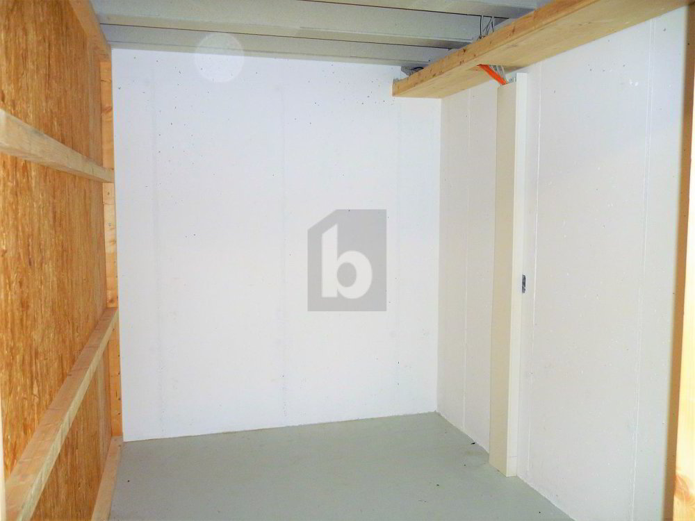 LOCAL DE STOCKAGE PRATIQUE (260) - Ansicht 4