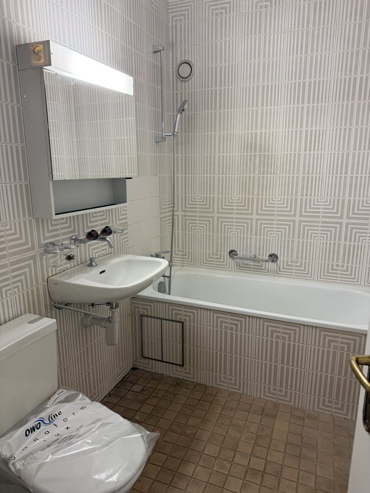3 rooms Apartment for rent in Basel - image 1/7