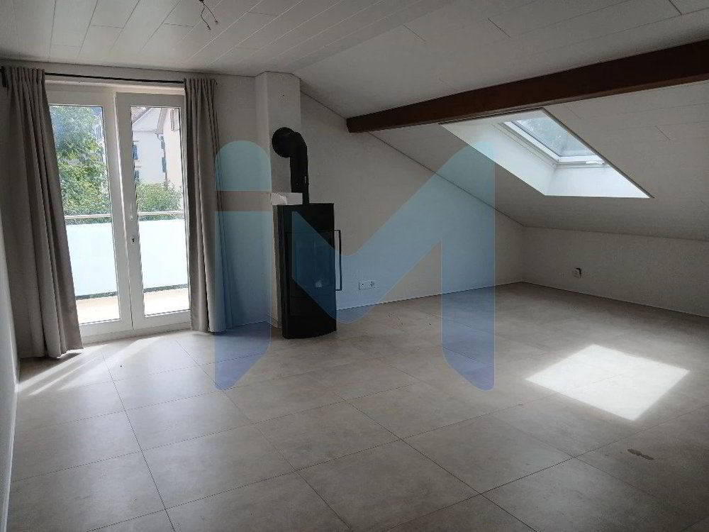 Appartement 2.5 pièces à louer à Fleurier - image 1/8