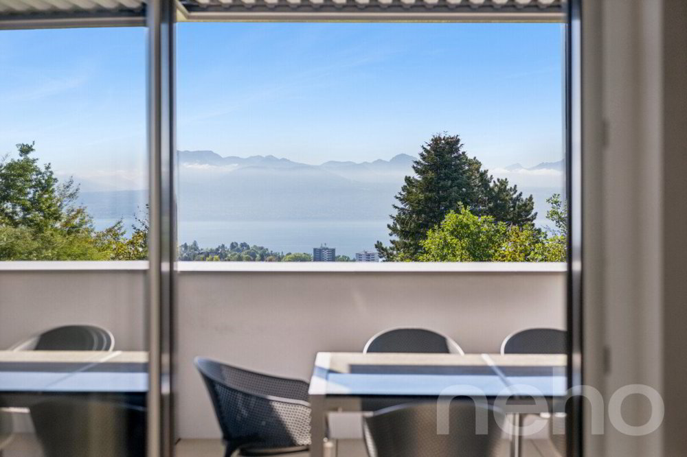 3.5 rooms Apartment to buy in Lausanne - image 1/12