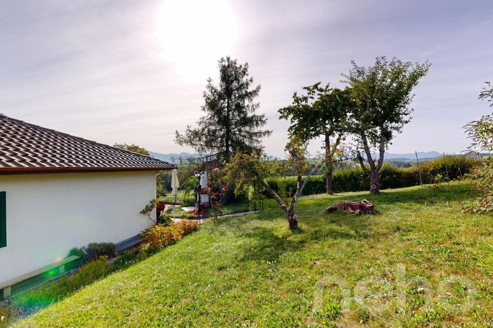 Casa di 6 locali in vendita a Carrouge VD - immagine 1/10