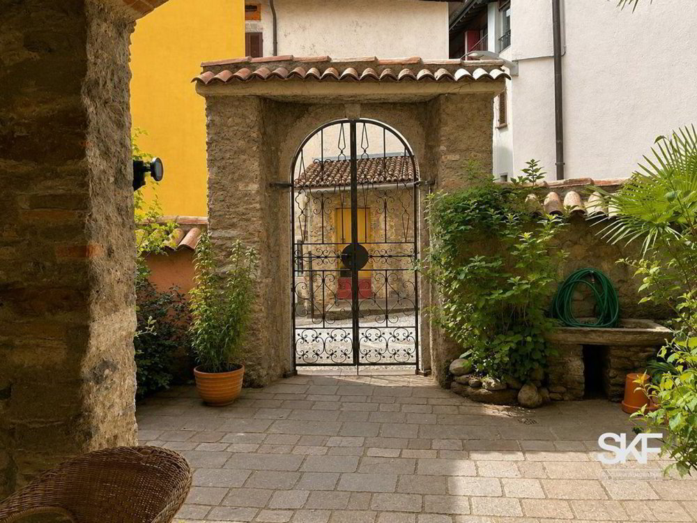 Casa di 8 locali in vendita a Bedano - immagine 1/17