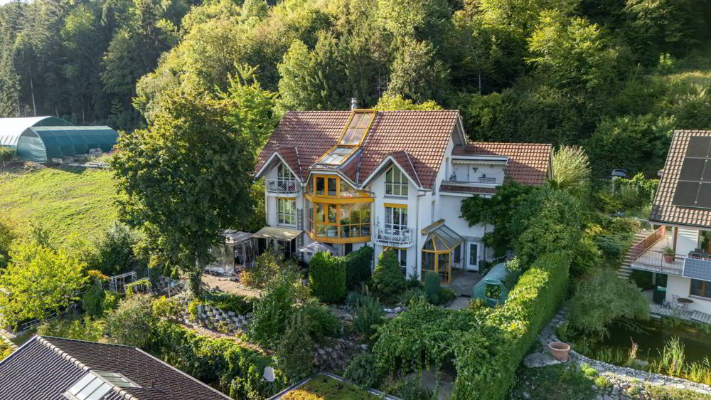 MAISON TRIA | DREI WOHNEINHEITEN. 306 M². EIN HAUS VOLLER MÖGLICHKEITEN.
