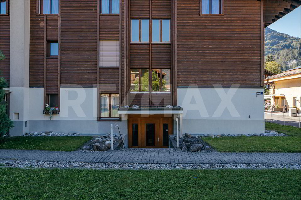 3.5 rooms Apartment to buy in Wilderswil - image 1/13