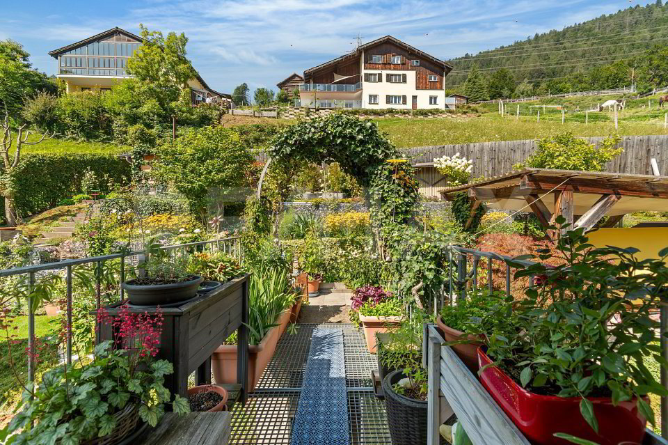 6.5 rooms Apartment to buy in Mastrils - image 1/13