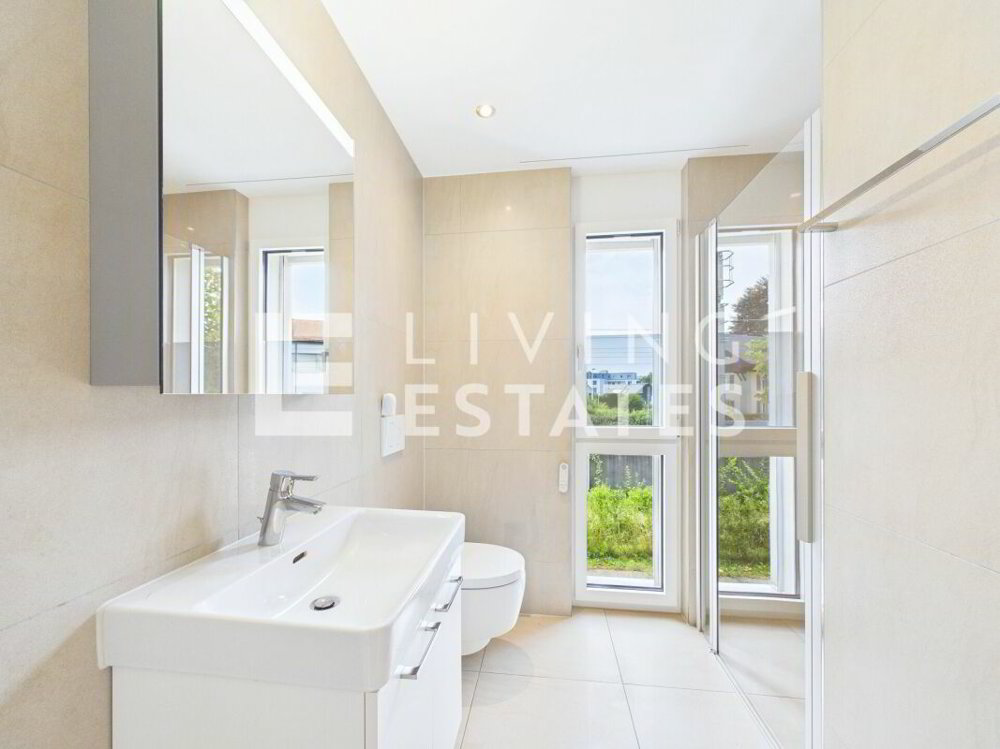 4 rooms Apartment to buy in Zofingen - image 1/13