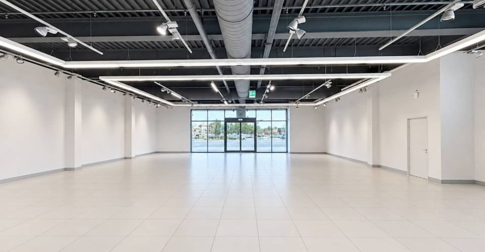 LOCAL COMMERCIAL - 600 M² - EXCELLENTE VISIBILITE - Ansicht 3