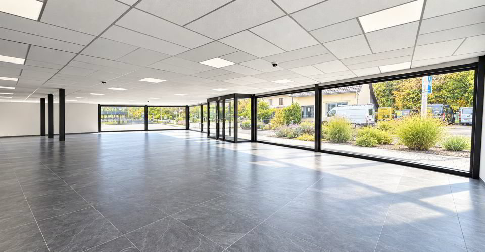 Locaux commerciaux de 221,5 m² à louer emplacement stratégique à Porrentruy - Ansicht 2