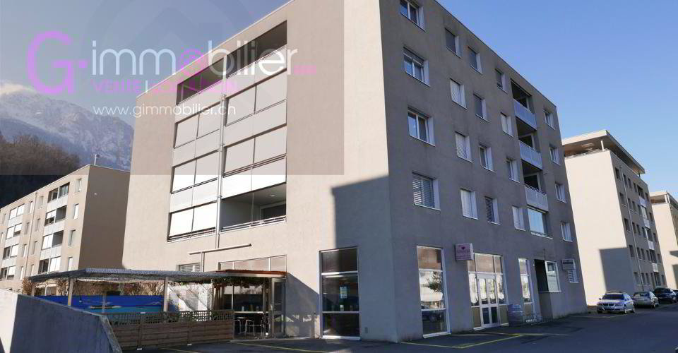 null rooms Office & Commercial for rent in Collombey - image 1/12