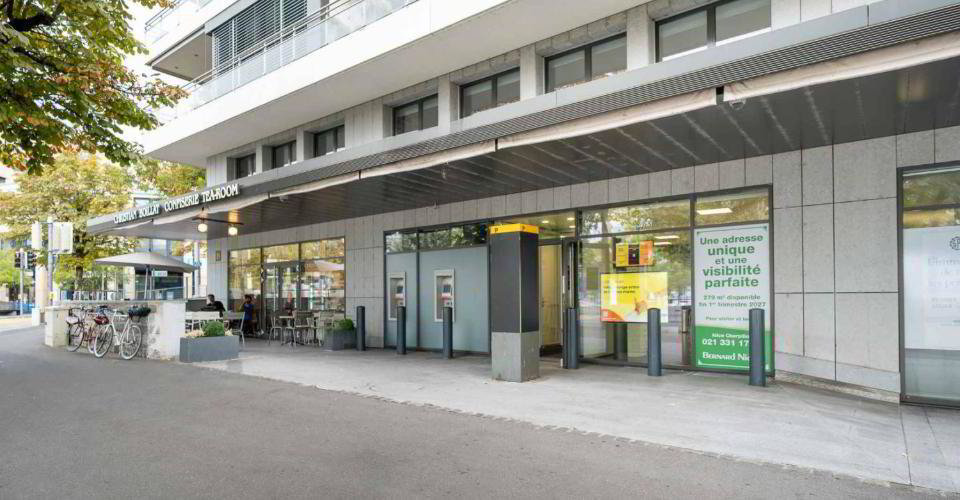 null rooms Office & Commercial for rent in Lausanne - image 1/6