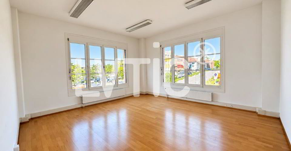 null rooms Office & Commercial for rent in Le Mont-sur-Lausanne - image 1/12