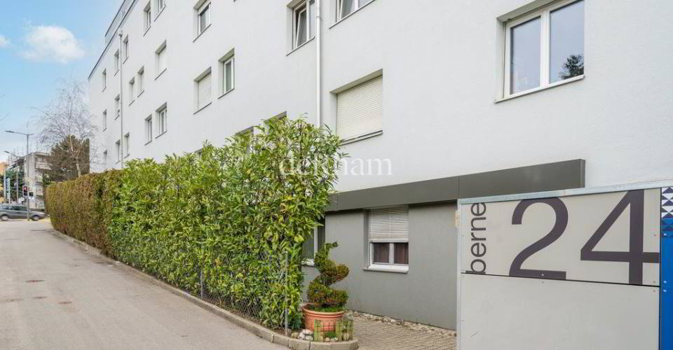 null rooms Office & Commercial for rent in Lausanne - image 1/2