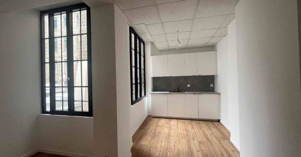 BUREAUX D'EXCEPTION DE 177 M² - RUE DE LA CROIX-D'OR - Ansicht 3