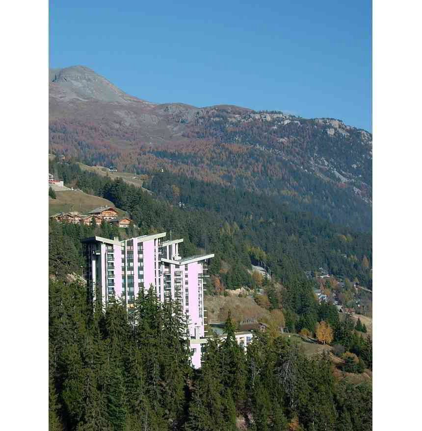 1 rooms Apartment to buy in Crans-Montana - image 1/12