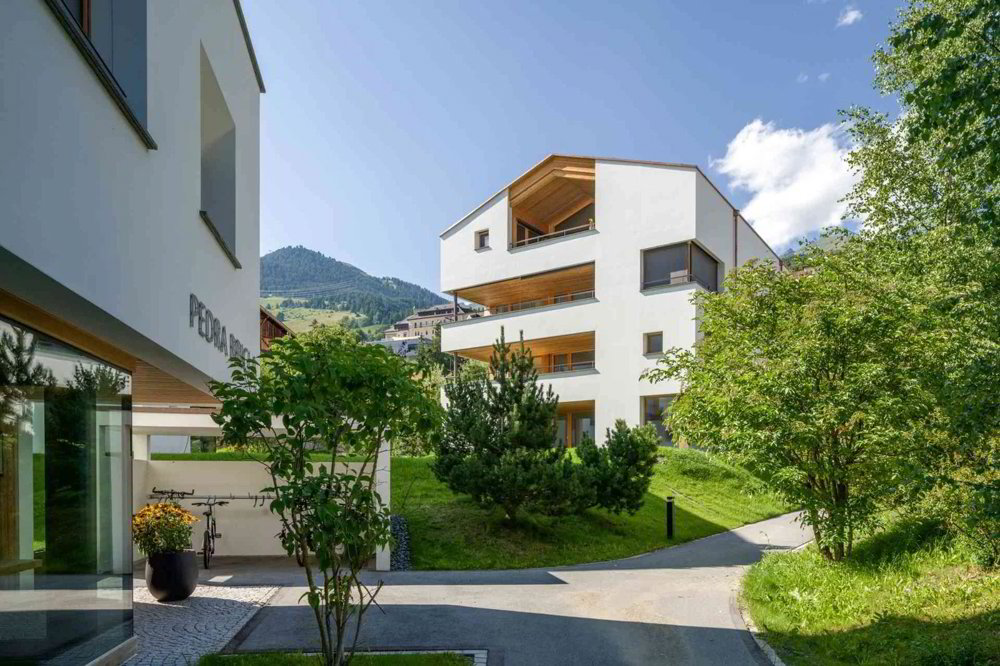 3.5 rooms Apartment to buy in Scuol - image 1/12