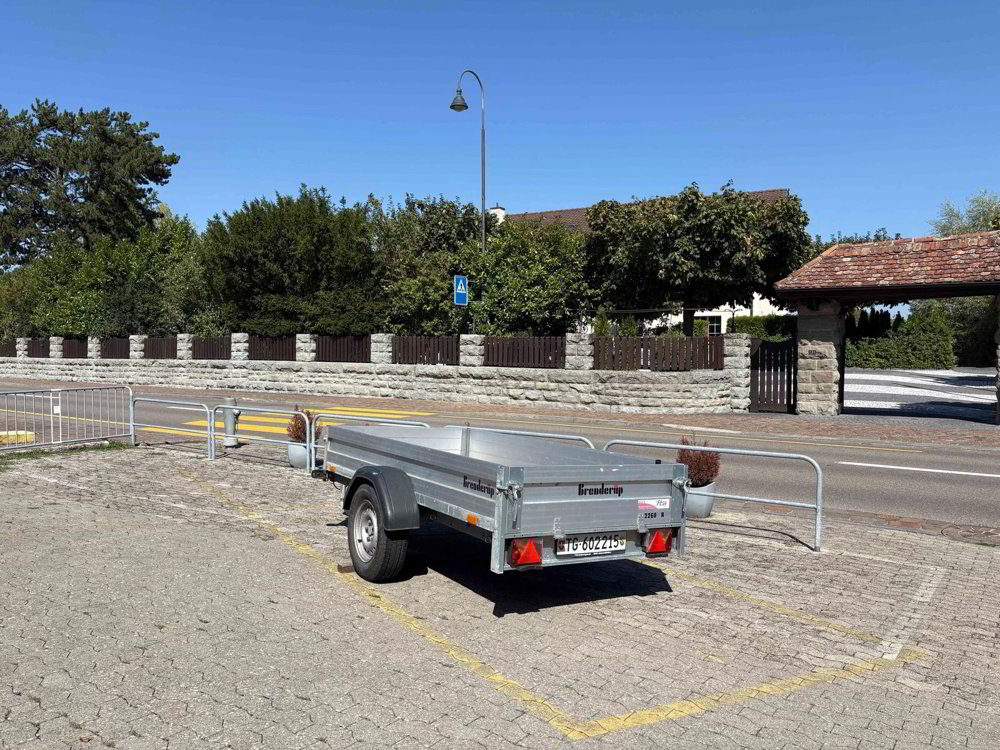 Attraktiver Gewerberaum mit 2 Parkplätzen an guter Lage in Berlingen - Ansicht 4