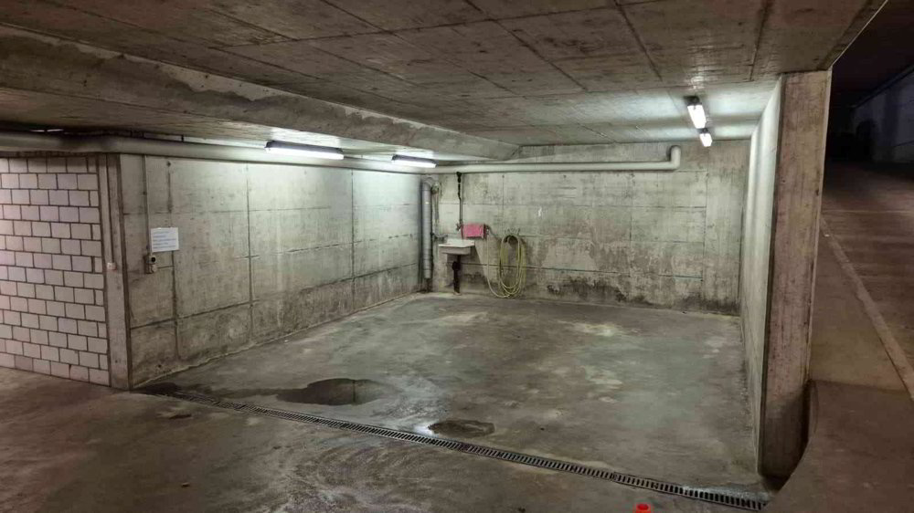 Grosszügiger Einstellplatz in einer Tiefgarage - Ansicht 3