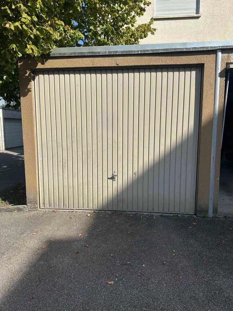 null Zimmer Parkplatz, Garage zu vermieten in Altishofen - Bild 1/1