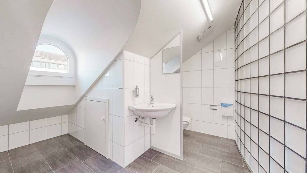 null rooms Office & Commercial for rent in St. Gallen - image 1/8