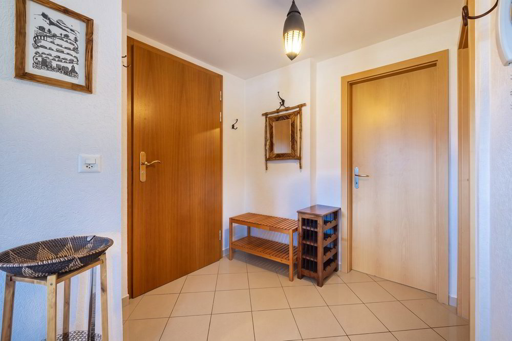 4 rooms Apartment to buy in Leysin - image 1/13
