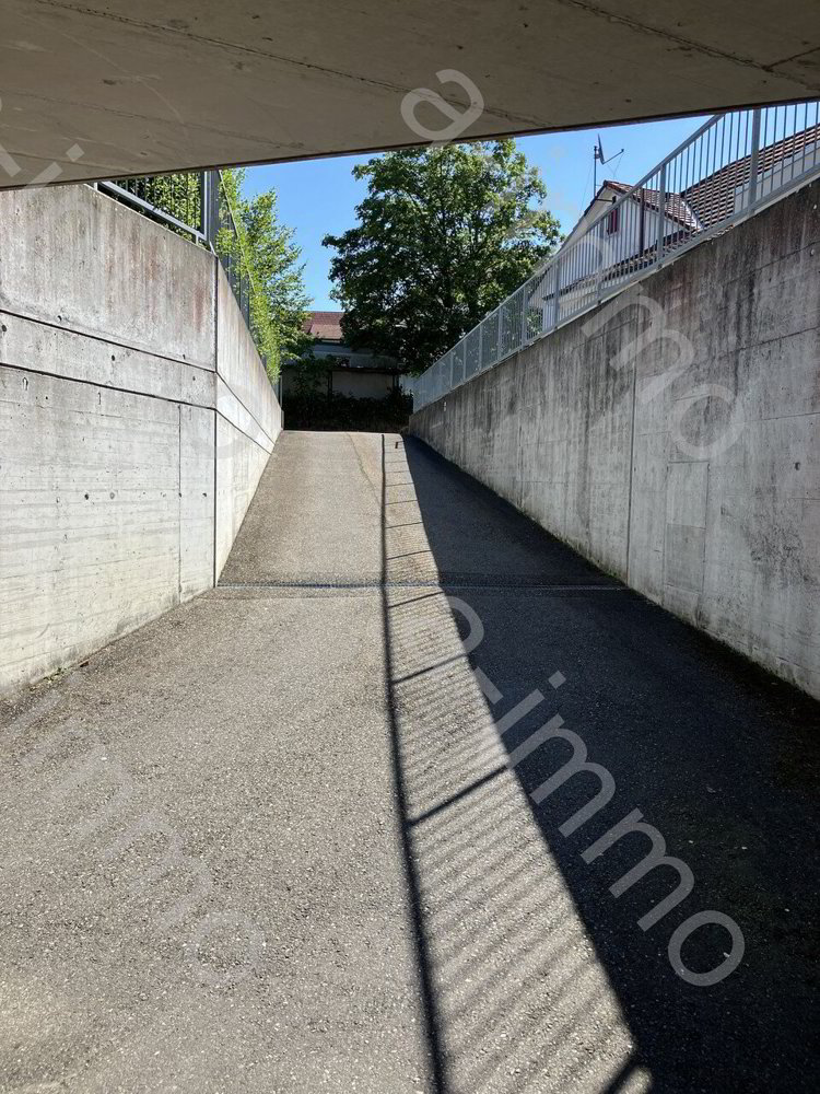 grosser Tiefgaragenparkplatz in Reinach zu verkaufen - Ansicht 4
