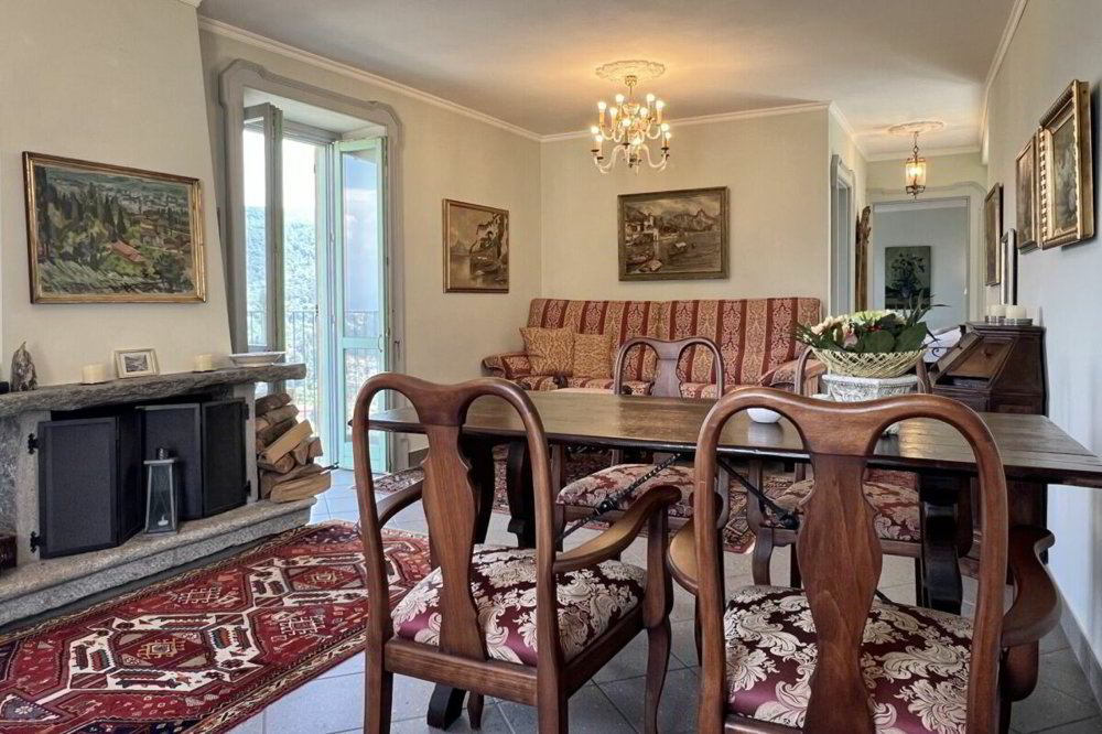 2 rooms Apartment to buy in Ponte Tresa - image 1/13