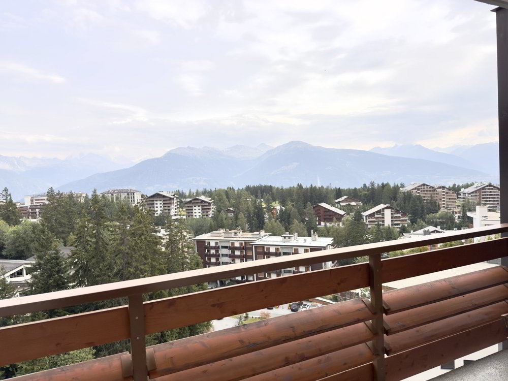 3.5 rooms 2048 for rent in Crans-Montana - image 1/17