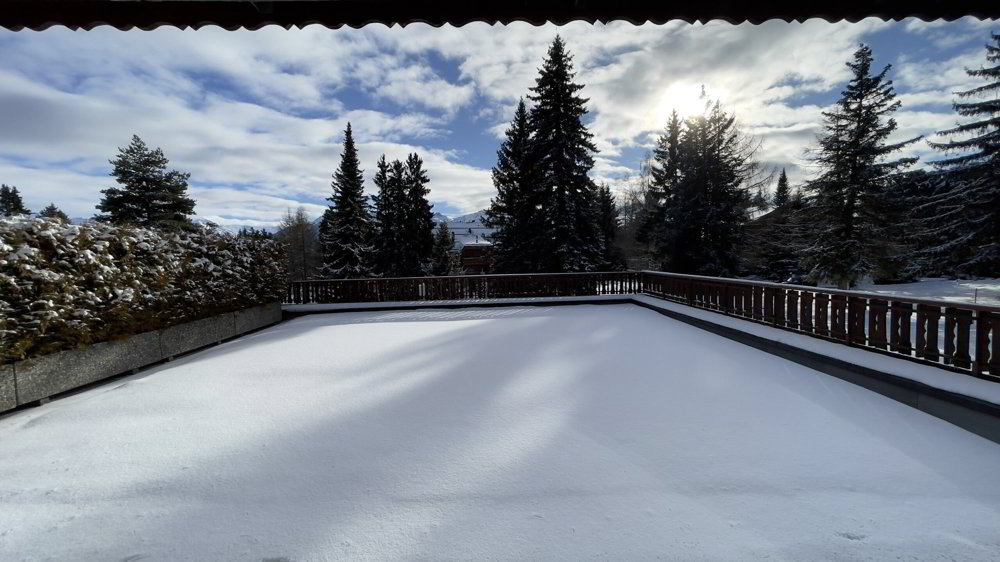 4 rooms 2048 for rent in Crans-Montana - image 1/14