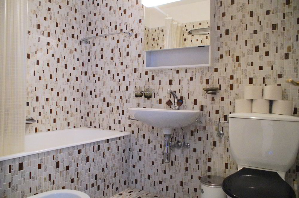 6 rooms 2048 for rent in Crans-Montana - image 1/36
