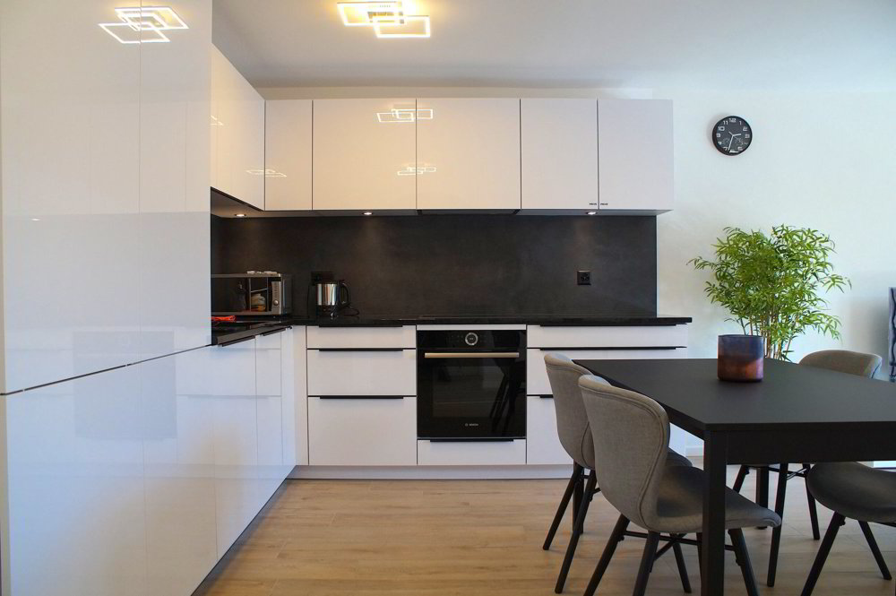 2 rooms 2048 for rent in Crans-Montana - image 1/18