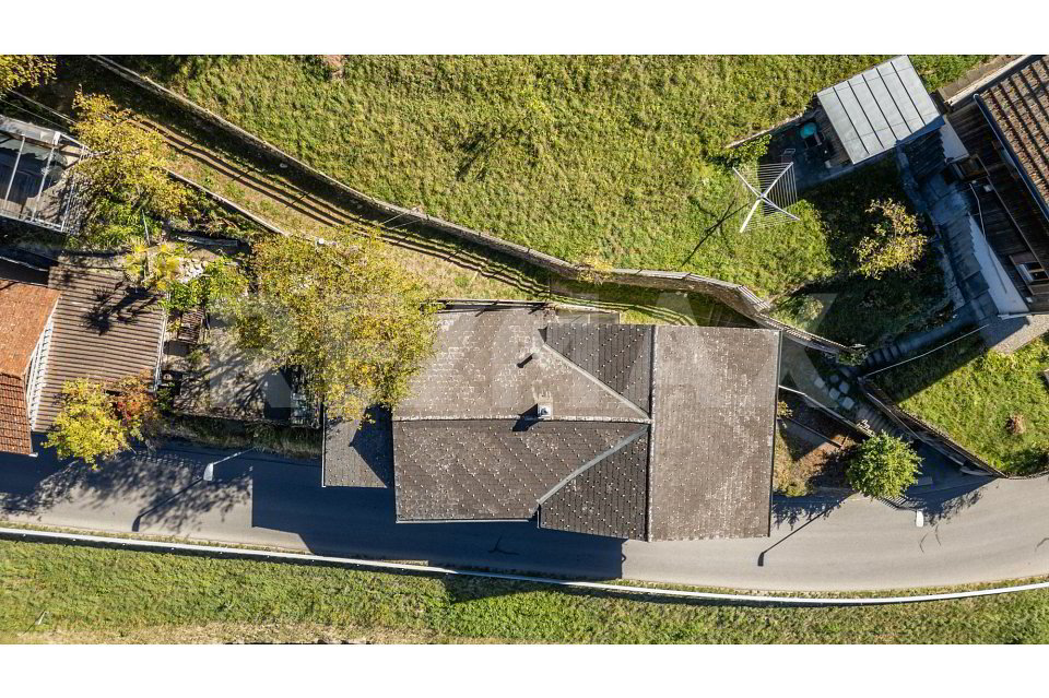 4 rooms House to buy in Schiers - image 1/13