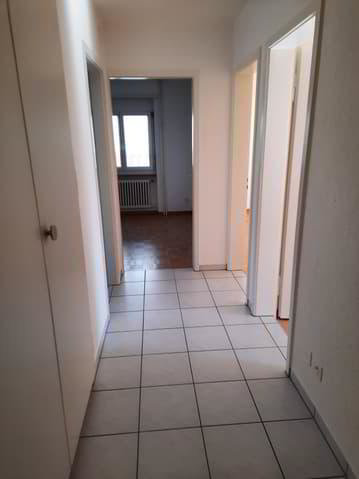 3 rooms Apartment for rent in Biel/Bienne - image 1/8