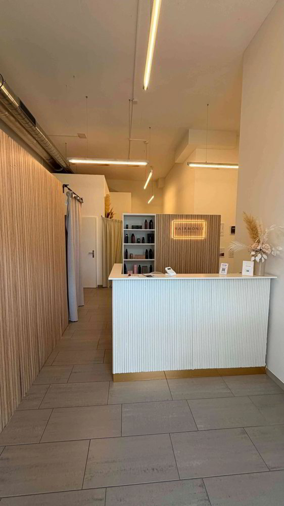 Heller Beauty-/Studioraum mit Schaufenster - Ansicht 5