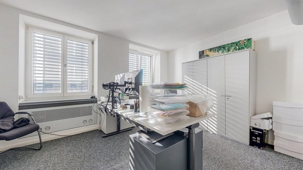 Bureau en location à Basel - 236 m² - Mehr
